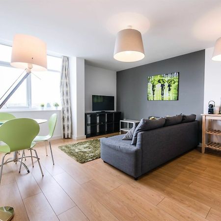 Inspired Apartments Salford  Bagian luar foto