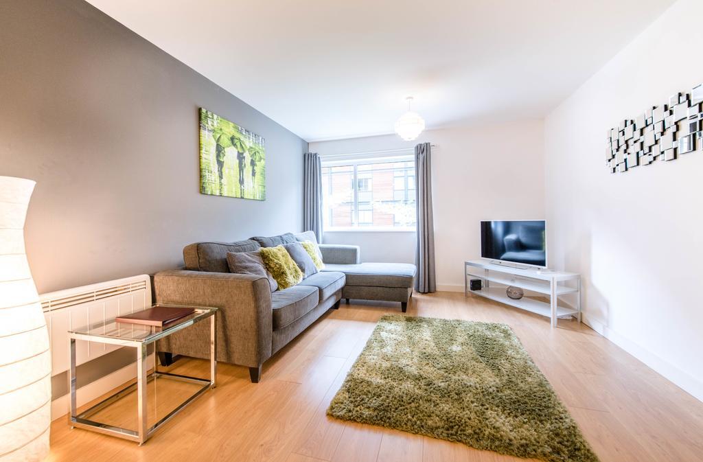 Inspired Apartments Salford  Bagian luar foto